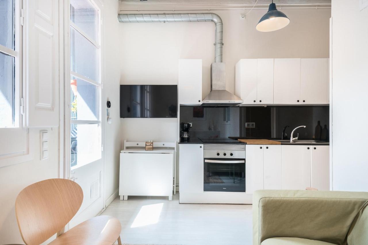 Cozy With Sunny Terrace In The Heart Of Gracia Apartment Barcelona