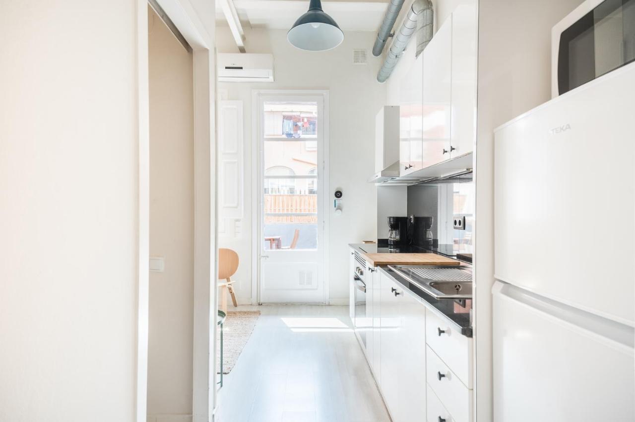 Cozy With Sunny Terrace In The Heart Of Gracia Apartment *